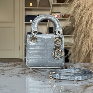 Сумка Lady Dior Micro от Christian Dior из крокодила